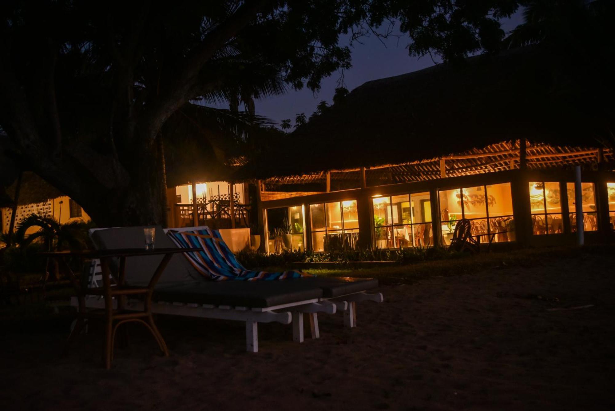 Coral Beach Resort Diani Beach Exterior photo