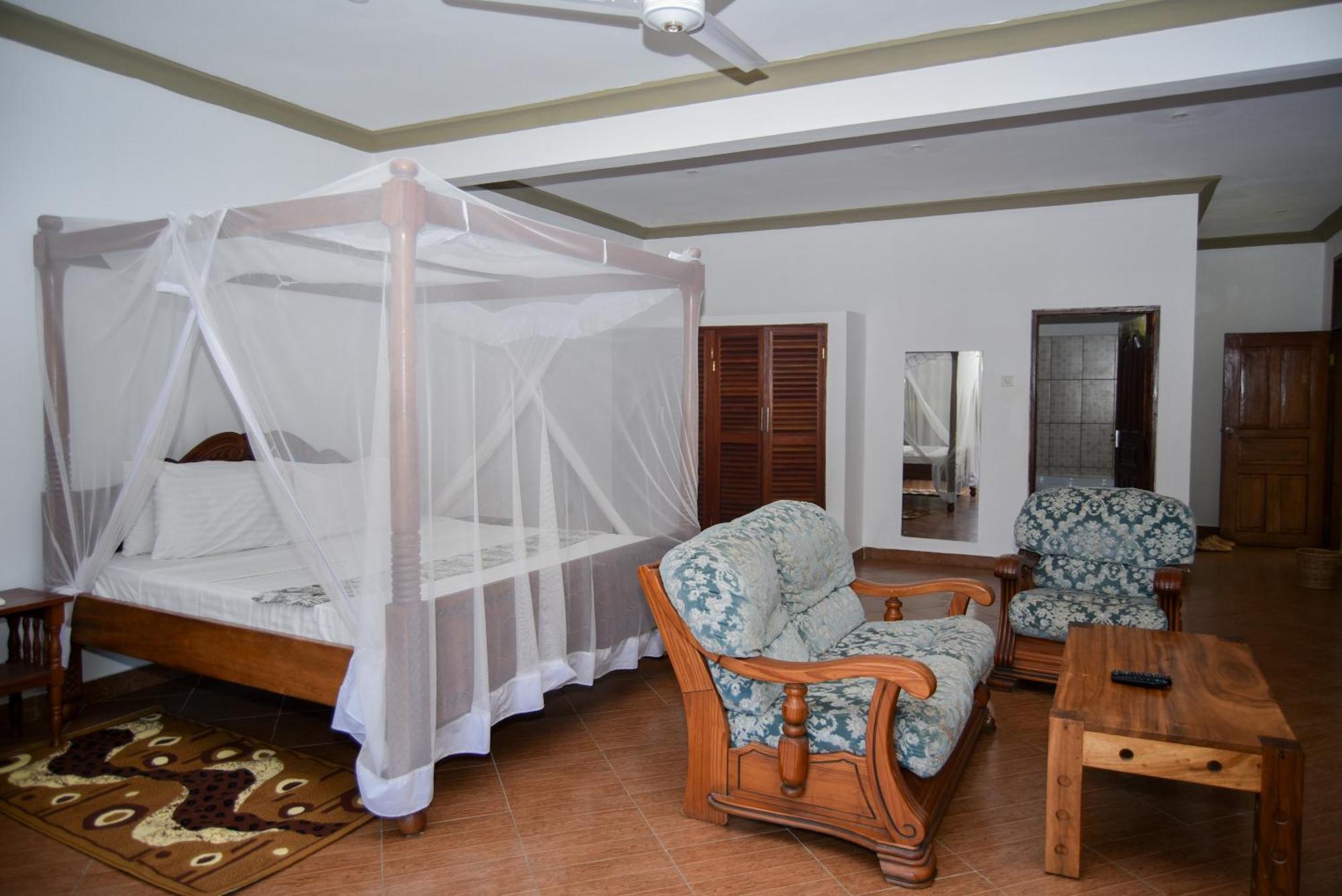 Coral Beach Resort Diani Beach Exterior photo