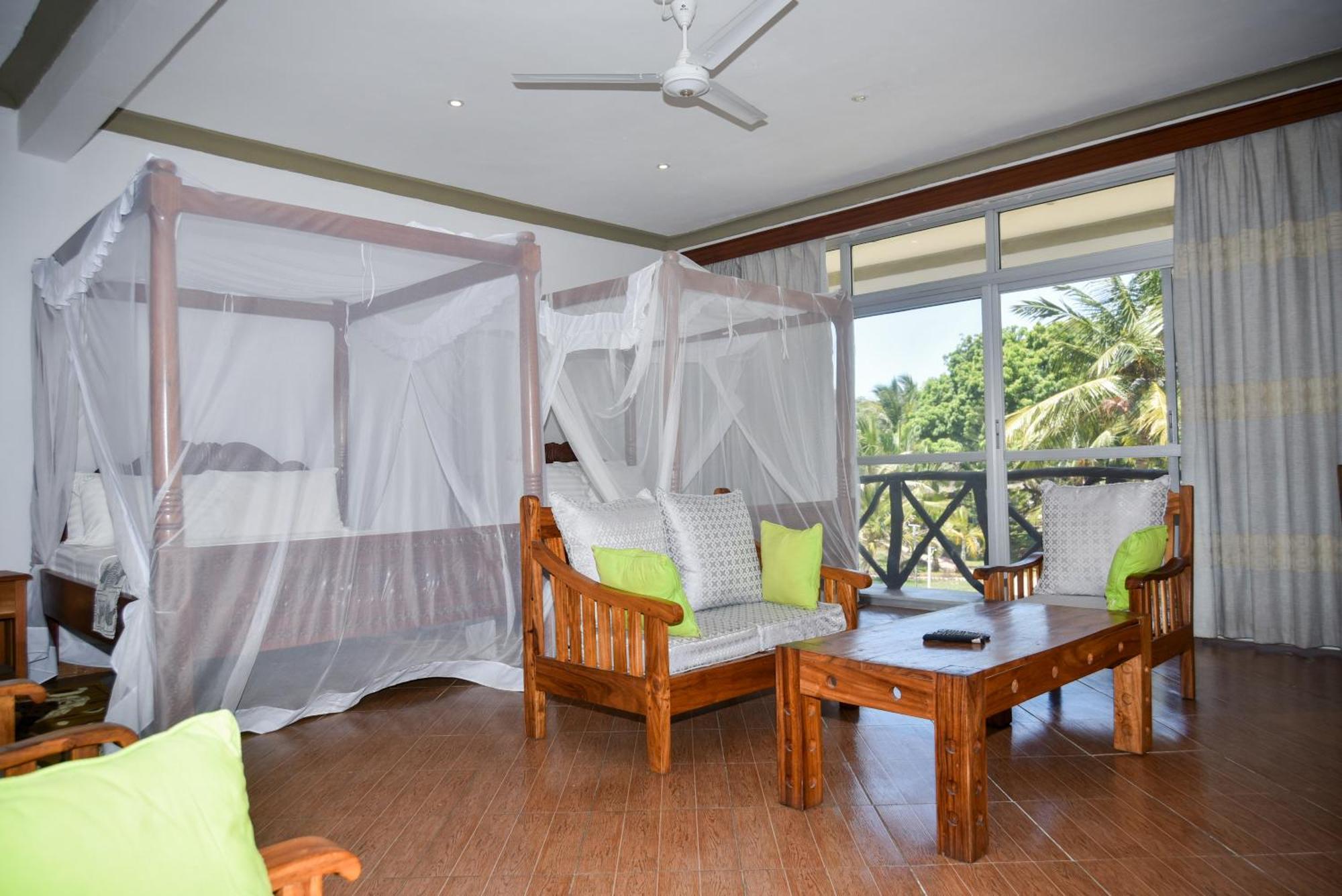 Coral Beach Resort Diani Beach Exterior photo