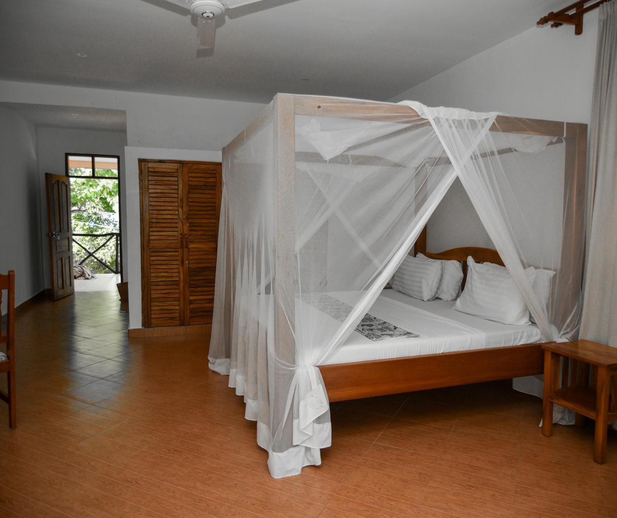 Coral Beach Resort Diani Beach Exterior photo